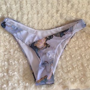 💙💙SHEIN Marble Bikini bottom NWOT